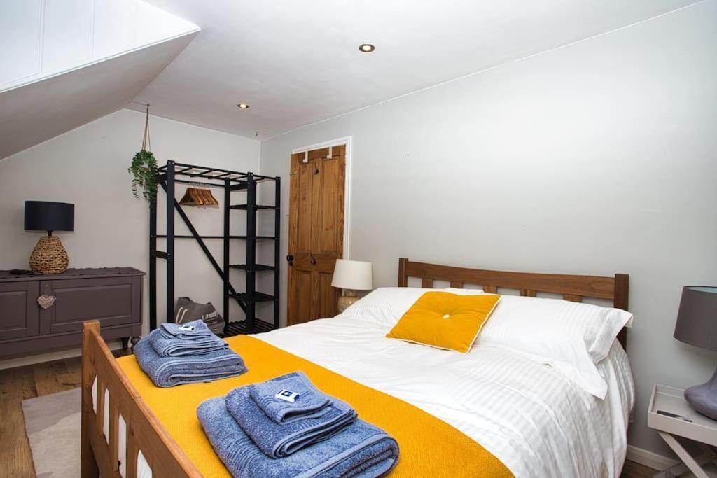 Restful And Cosy 4 Bed Home Minutes From The Beach ساندجيت المظهر الخارجي الصورة
